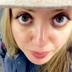 Meet your Posher, Esin